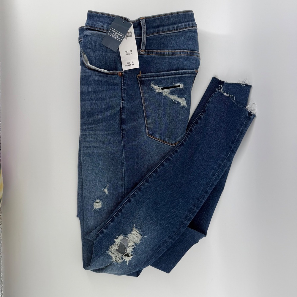 Abercrombie & Fitch Ultra High Rise Super Skinny Distressed Jeans Blue 26/2R NEW